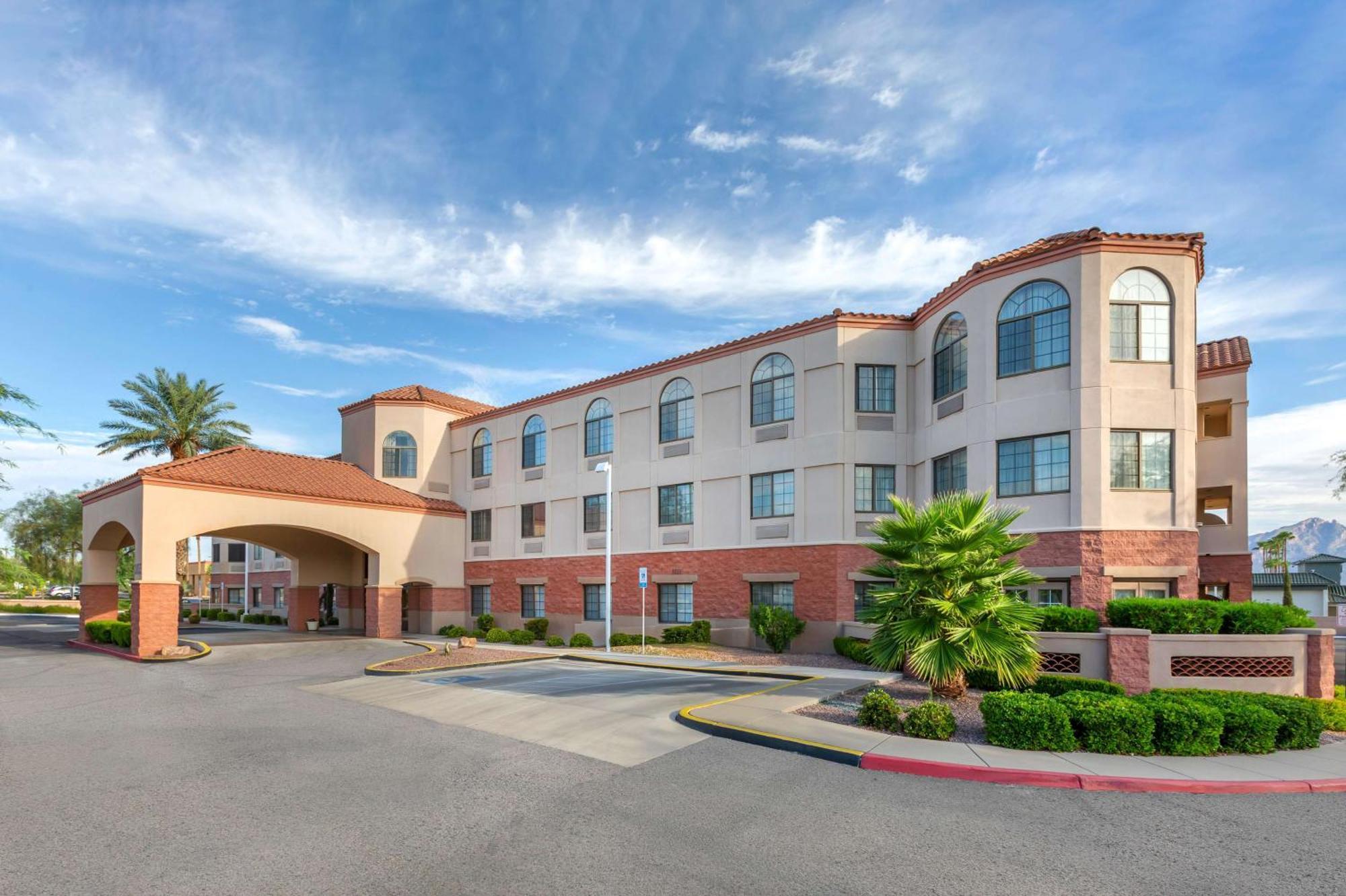 Hilton Vacation Club Varsity Club Tucson Exterior photo