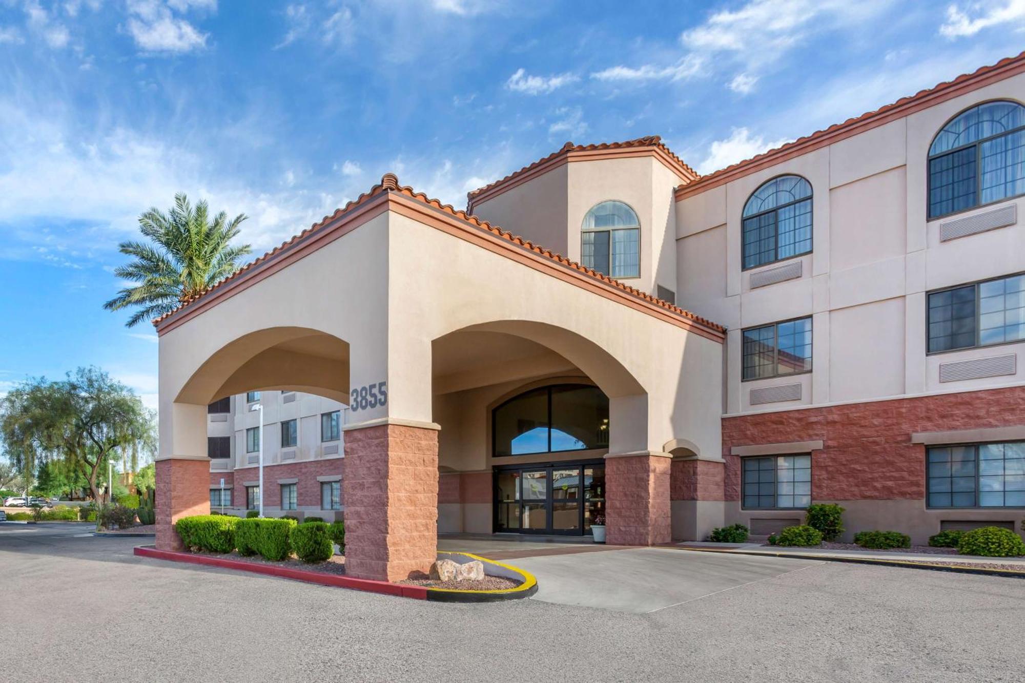 Hilton Vacation Club Varsity Club Tucson Exterior photo