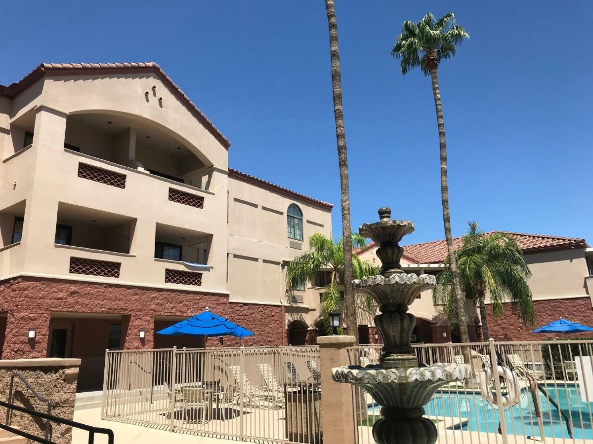 Hilton Vacation Club Varsity Club Tucson Exterior photo