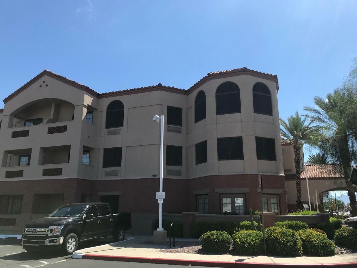 Hilton Vacation Club Varsity Club Tucson Exterior photo